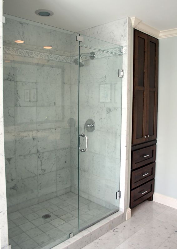 Glass Shower with Frameless Design
